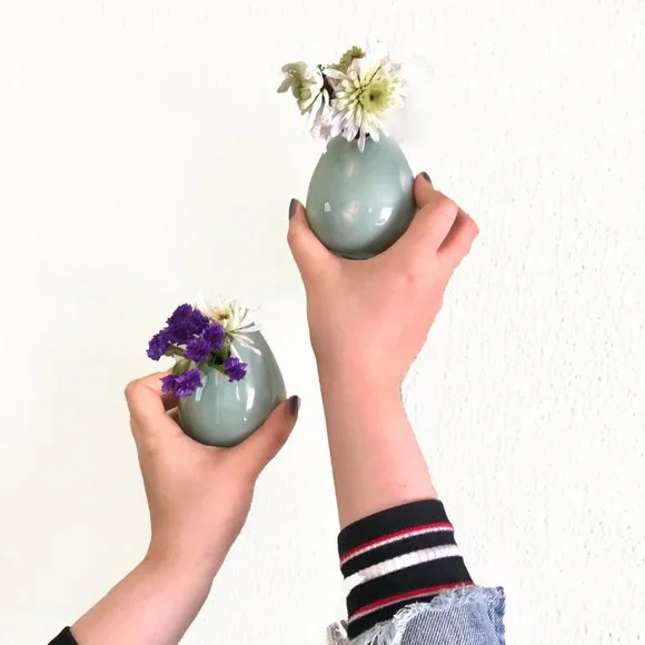 2PC mini tear drop shape wall hanging porcelain planter vase - Picture 2 of 6